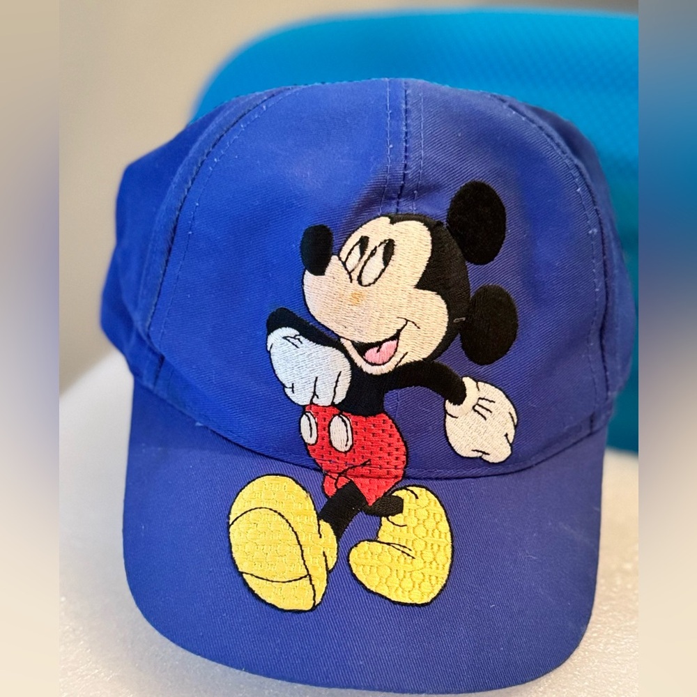 Vintage Mickey Mouse Embroidered Snapback Hat – Goofy’s Hat Co. – Kid’s Size